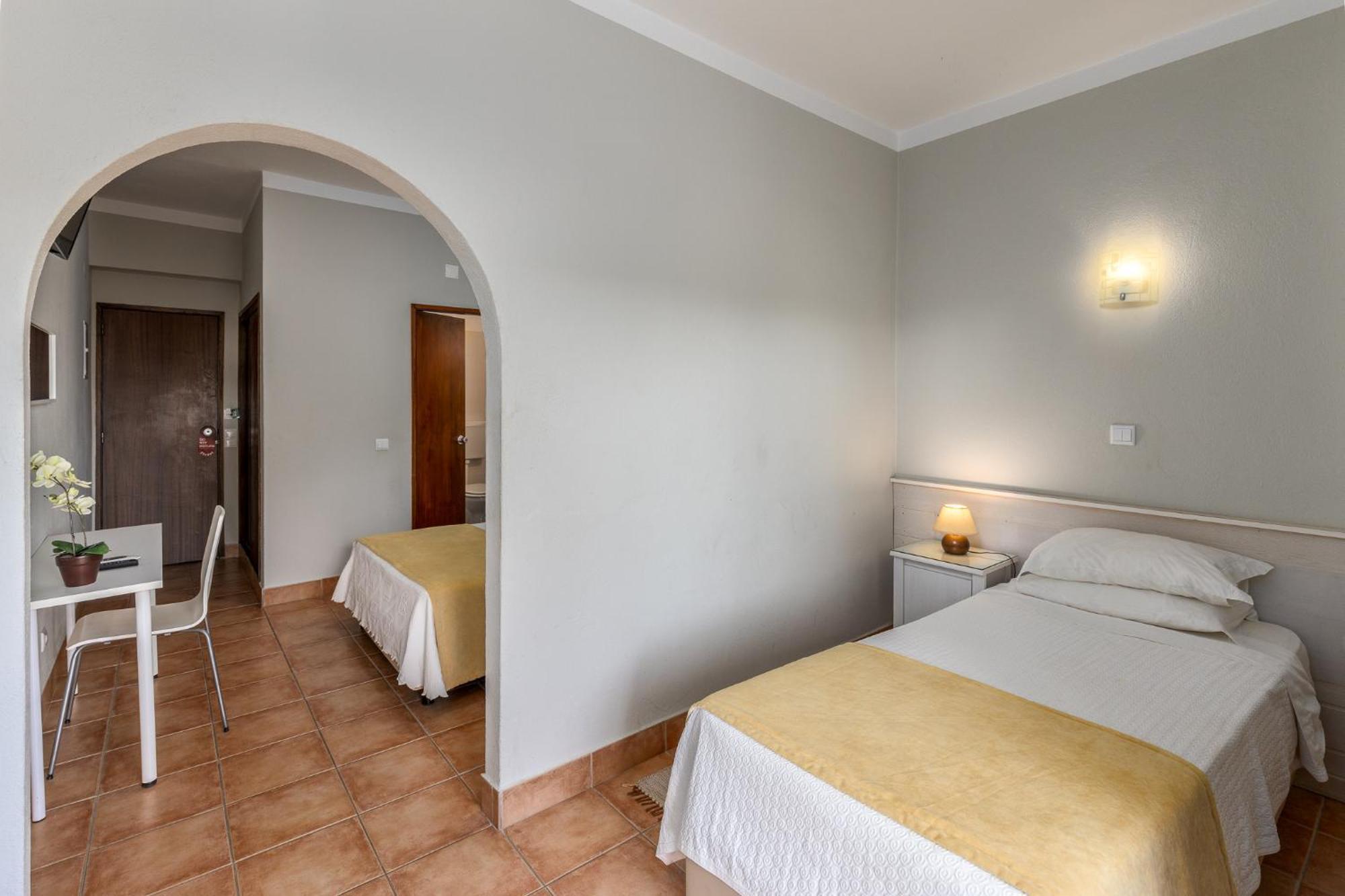 Guest House Oliveira Boliqueime Eksteriør billede